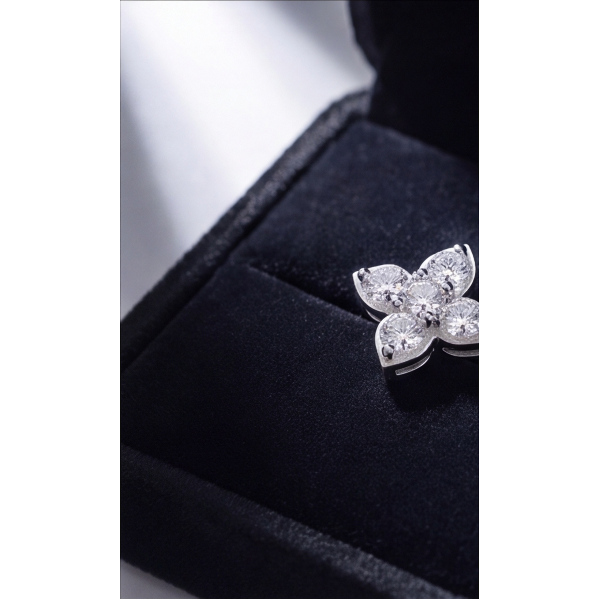 Clover Stud Earrings